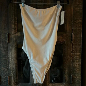 Ris-K Chance Swimsuit Cream Ribbed NWT Size Small